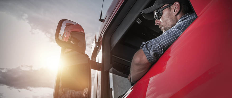 En octubre se otorgaron 120 autorizaciones de trabajo a extranjeros en logística y transporte