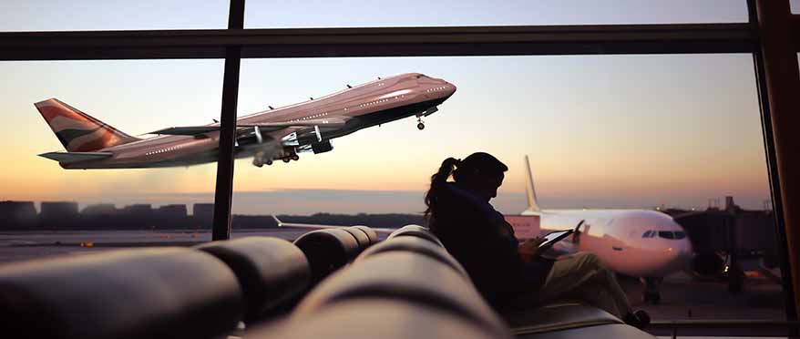 Los aviones con material sanitario estarán exentos de tasas de aterrizaje y tránsito aéreo en Barajas